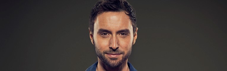 Måns Zelmerlow Masterkliniken Liggende